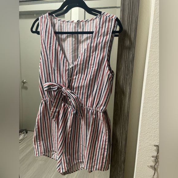 Red white and blue stripped romper - Picture 2 of 6